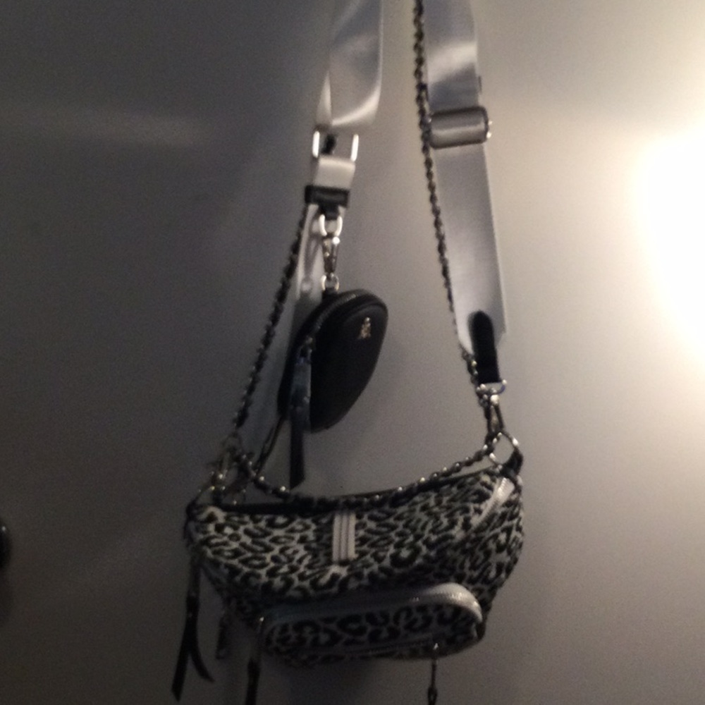 Steve Madden cross Body Bag